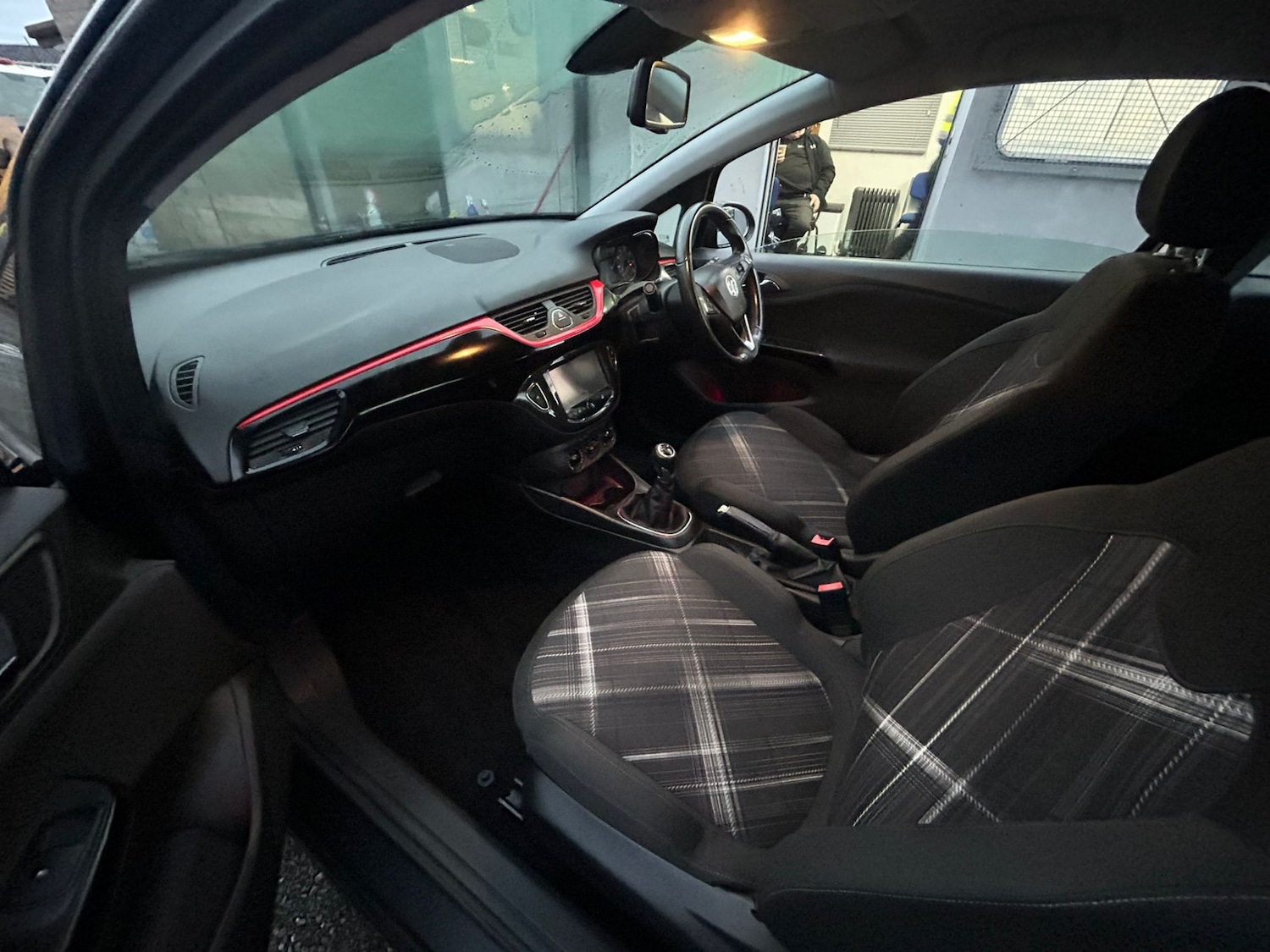 Used Vauxhall Corsa 2015 for sale - 76856658: Photo 3