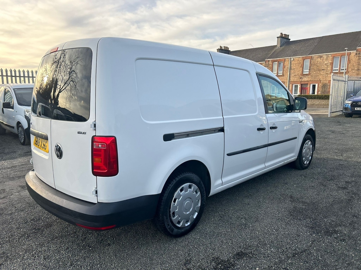 Used Volkswagen Caddy Maxi 2018 for sale - 77601525: Photo 12