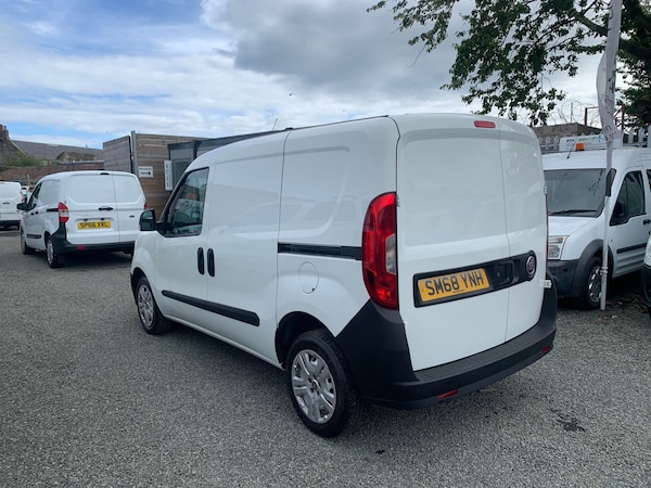 Used Fiat Doblo 2018 for sale - 76204849: Photo 7