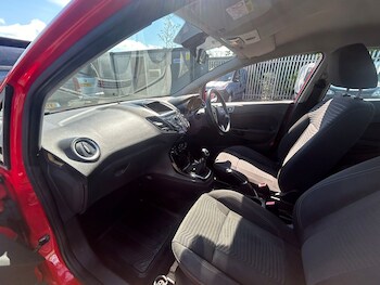 Used Ford Fiesta 2015 for sale - 76593454: Photo