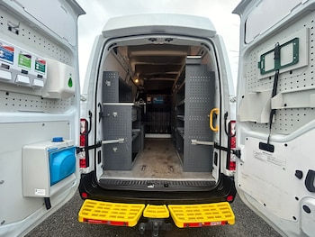 Used Vauxhall Movano 2018 for sale - 77076957: Photo