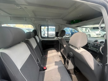 Used Volkswagen Caddy Maxi Life 2011 for sale - 77327210: Photo