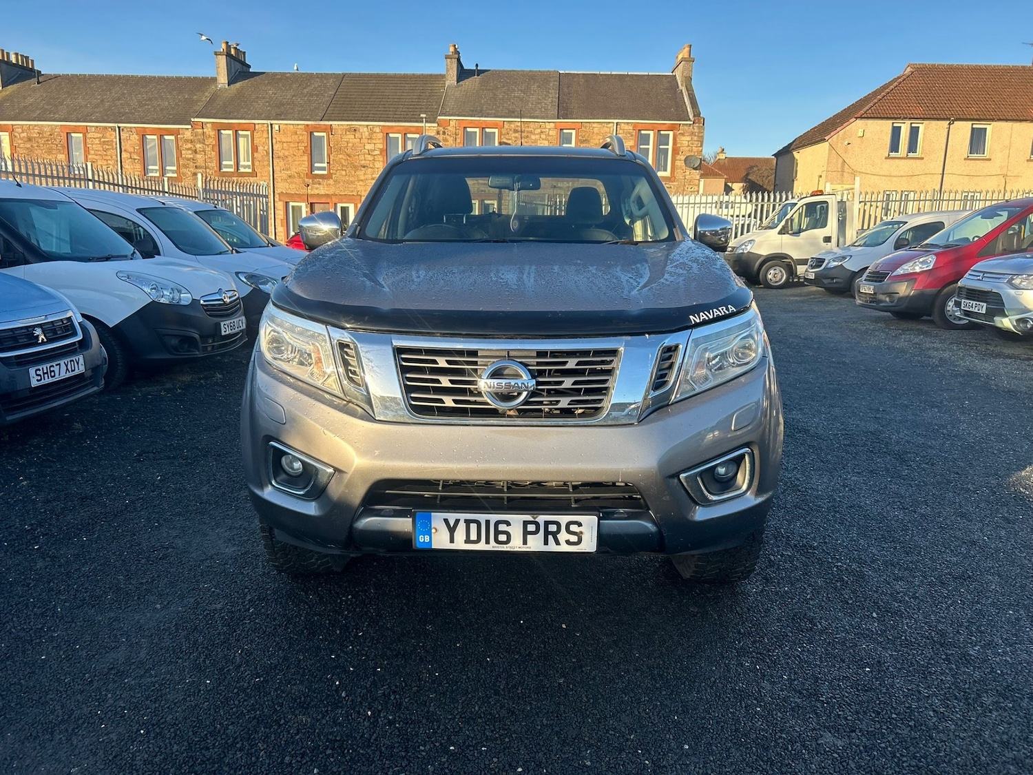 Used Nissan Navara 2016 for sale - 77013201: Photo 1