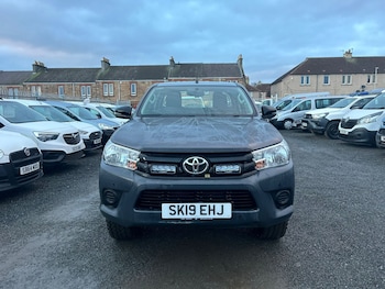 Toyota Hilux feature image