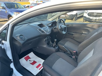 Used Ford Fiesta 2016 for sale - 78518909: Photo