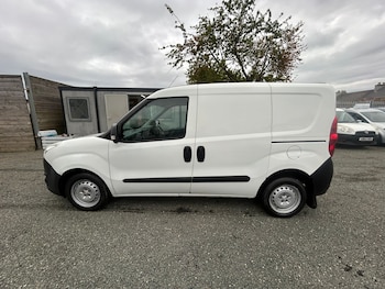 Used Vauxhall Combo 2016 for sale - 76968024: Photo