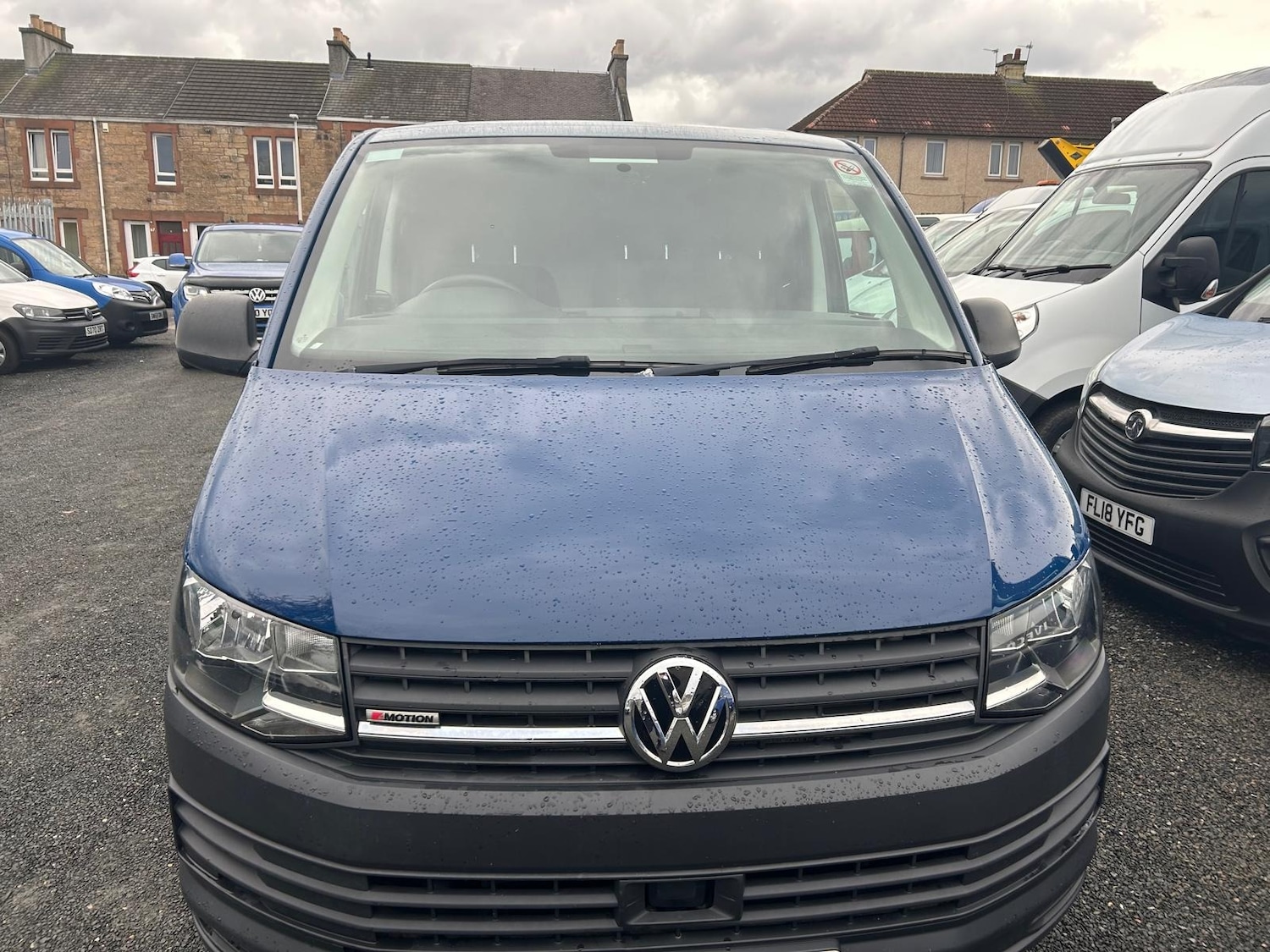 Used Volkswagen Transporter 2018 for sale - 76351425: Photo 1