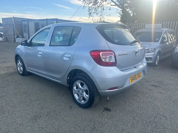 Used Dacia Sandero 2016 for sale - 76339823: Photo 4