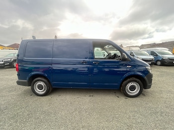Used Volkswagen Transporter 2019 for sale - 75625683: Photo
