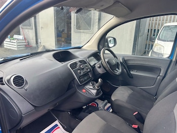 Used Renault Kangoo 2019 for sale - 75930895: Photo