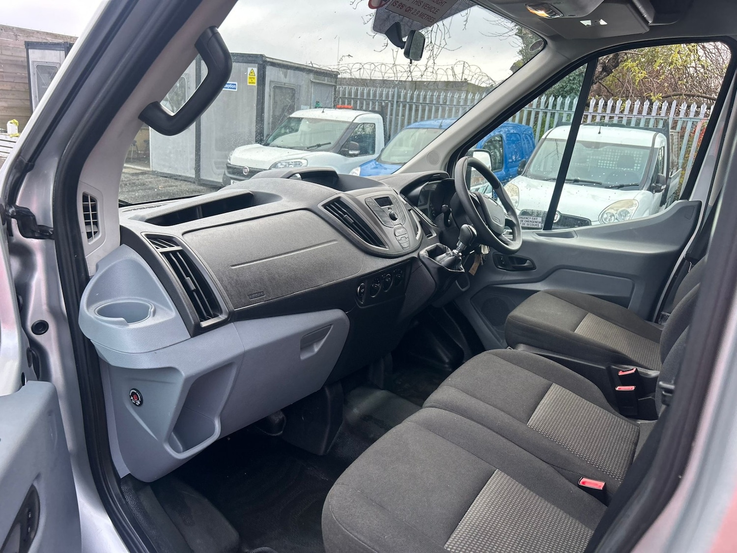 Used Ford Transit 2015 for sale - 77565531: Photo 2