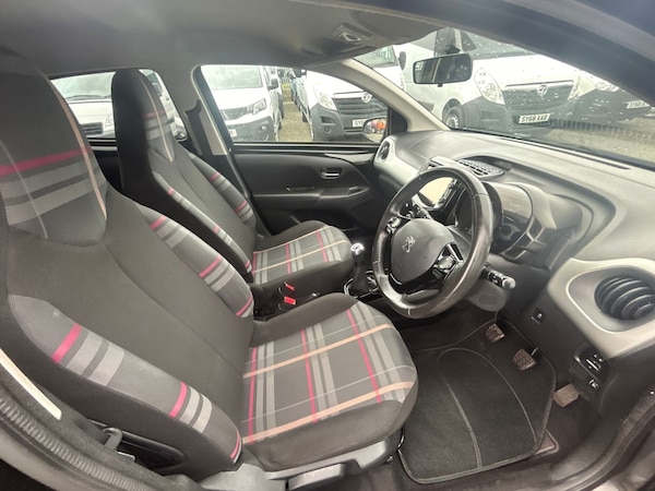 Used Peugeot 108 2015 for sale - 76191731: Photo 7