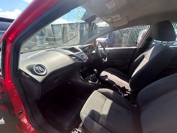 Used Ford Fiesta 2015 for sale - 77085181: Photo