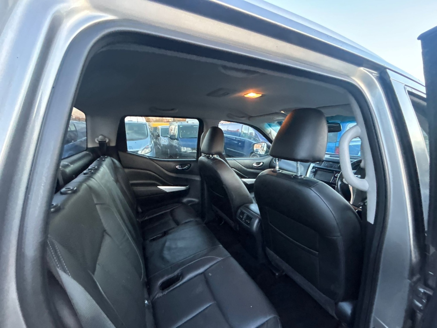 Used Nissan Navara 2016 for sale - 77220196: Photo 3