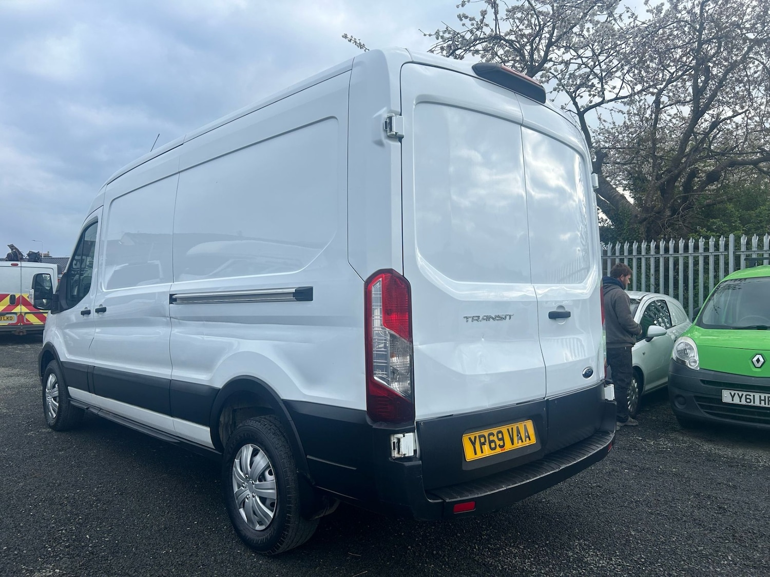Used Ford Transit 2019 for sale - 77318203: Photo 2