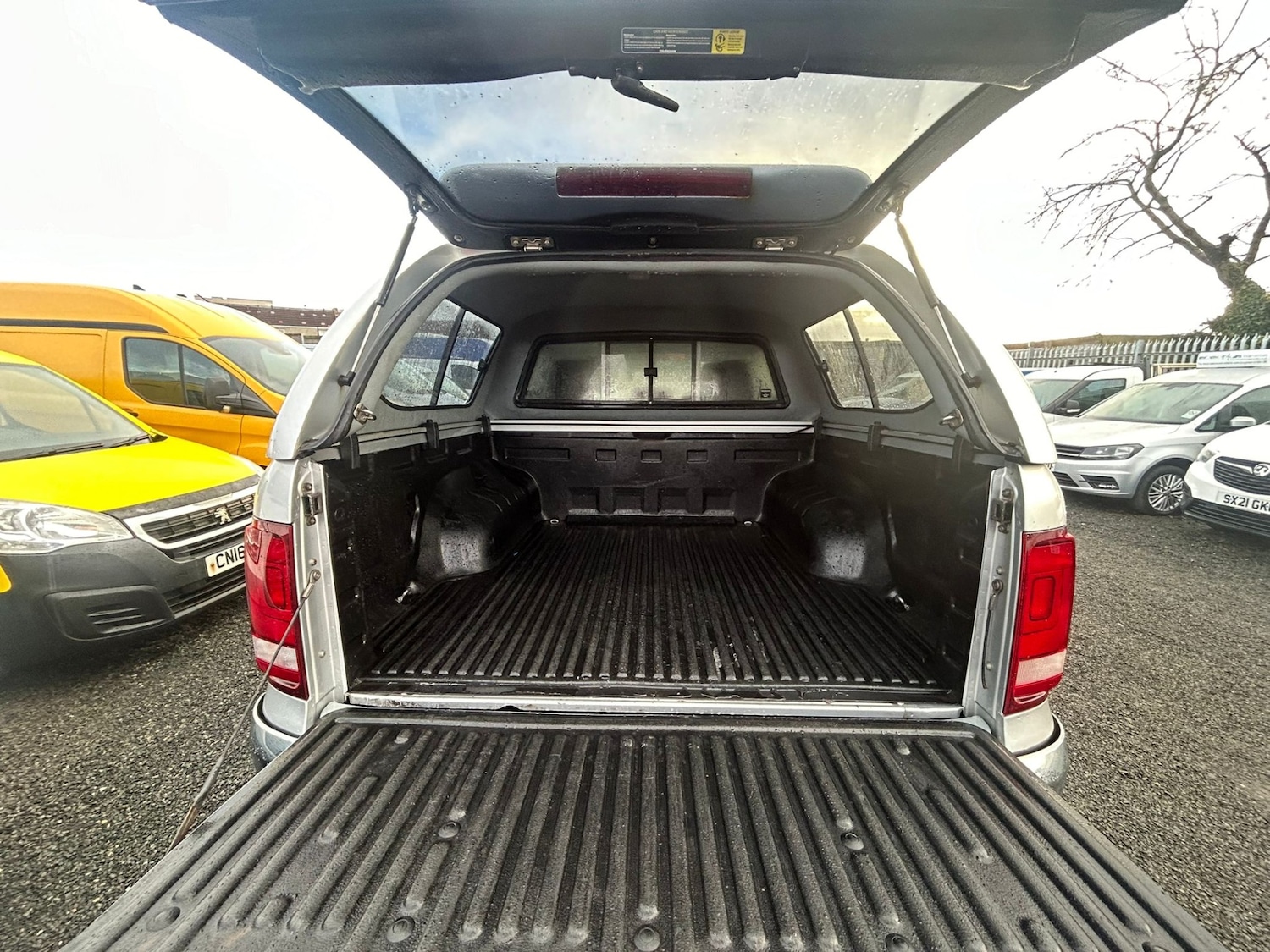 Used Volkswagen Amarok 2020 for sale - 77019063: Photo 4