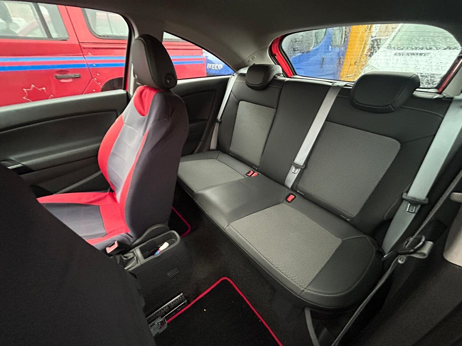 Used Vauxhall Corsa 2009 for sale - 77556074: Photo 9