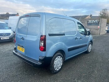 Used Peugeot Partner 2018 for sale - 77021377: Photo