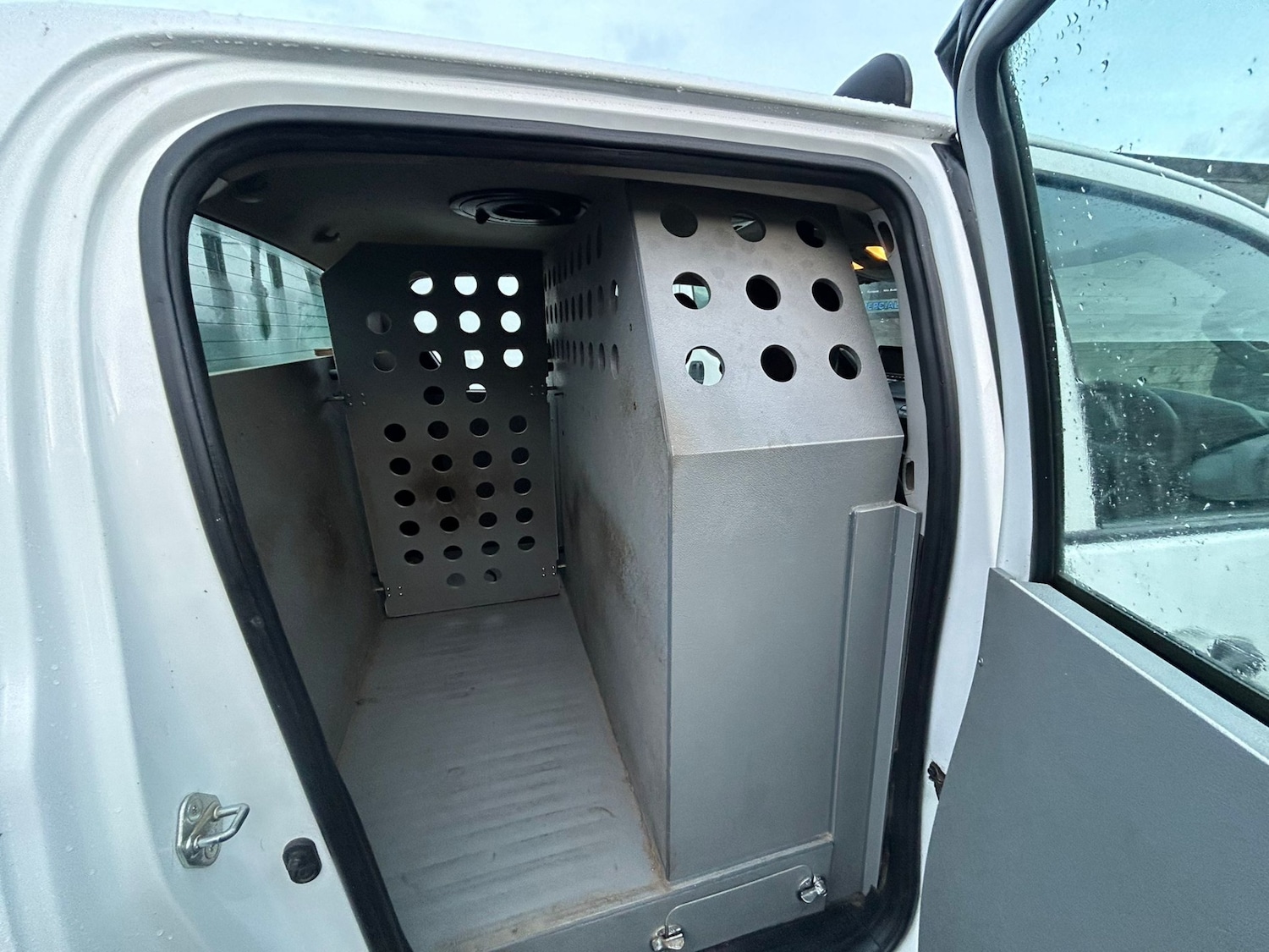 Used Toyota Hilux 2017 for sale - 77269495: Photo 2