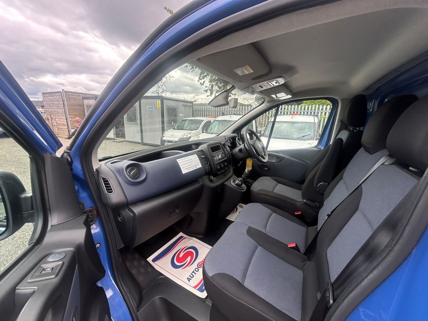 Used Vauxhall Vivaro 2018 for sale - 77504049: Photo 8