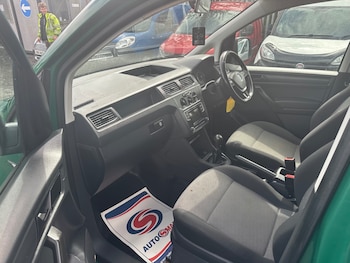 Used Volkswagen Caddy Maxi 2018 for sale - 78584241: Photo