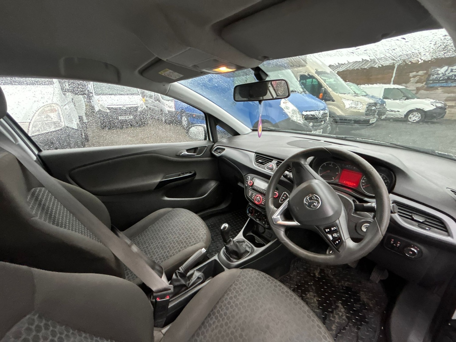 Used Vauxhall Corsa 2016 for sale - 76373376: Photo 4