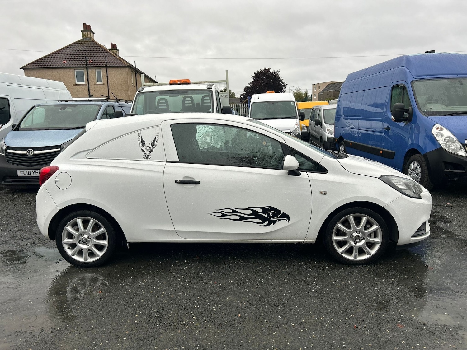 Used Vauxhall Corsa 2016 for sale - 76373376: Photo 8