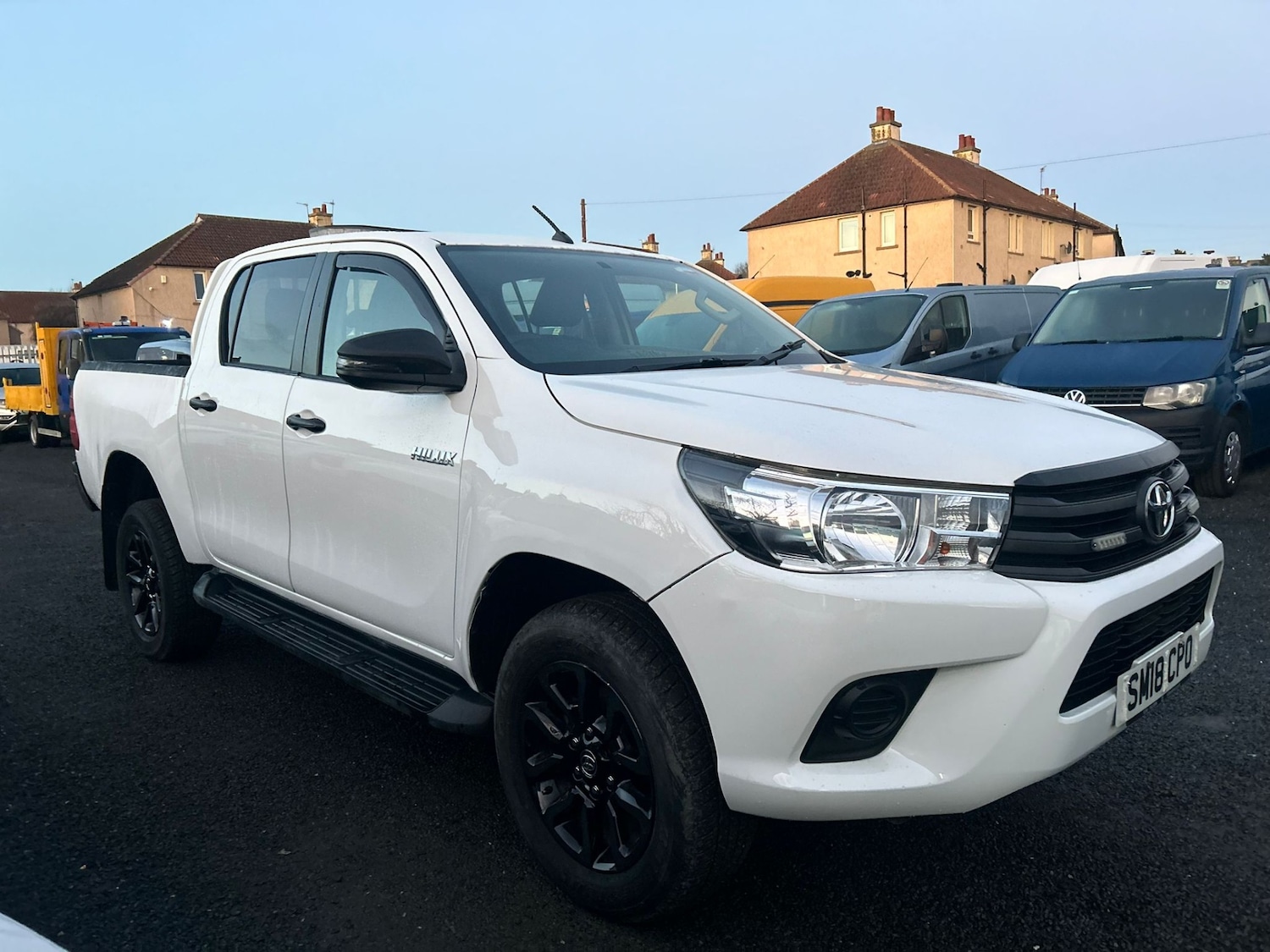 Used Toyota Hilux 2018 for sale - 77558758: Photo 2