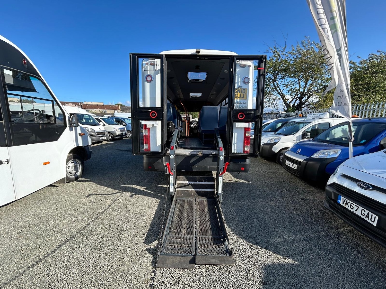 Used Iveco Daily 2010 for sale - 77310311: Photo 4