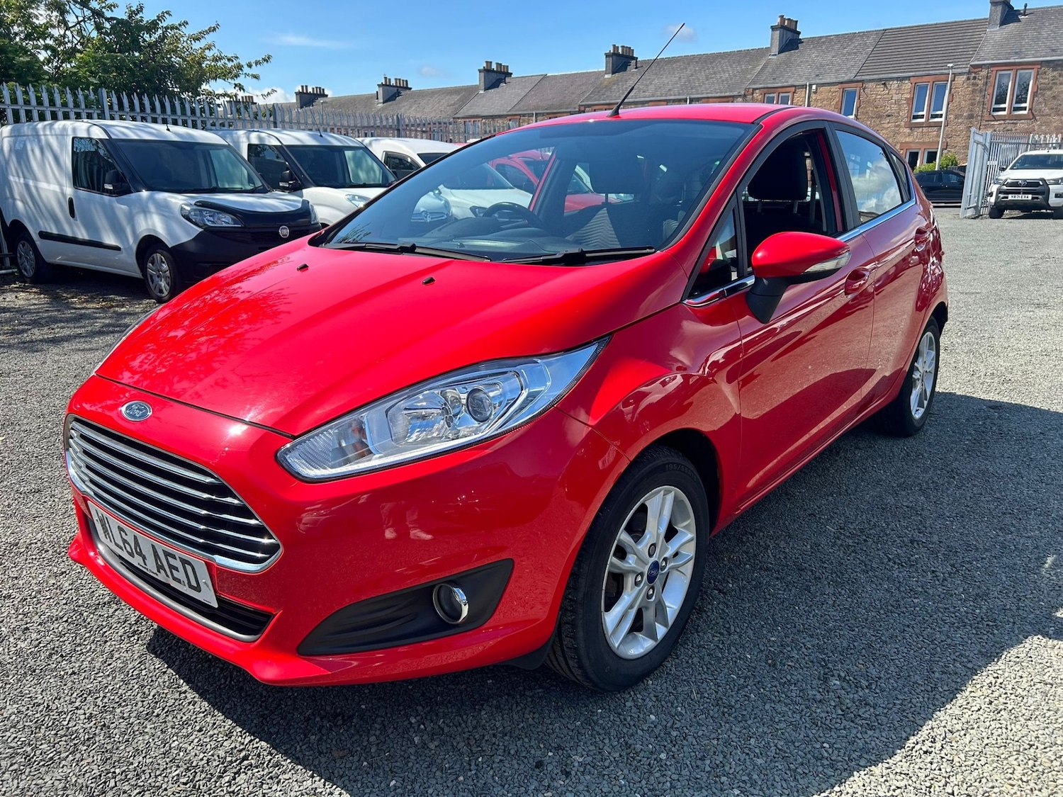Used Ford Fiesta 2015 for sale - 76875366: Photo 2
