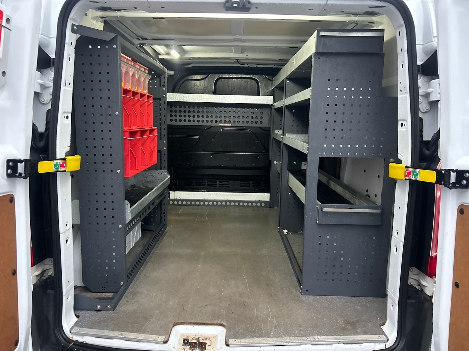 Used Ford Transit Custom 2015 for sale - 77505639: Photo 5