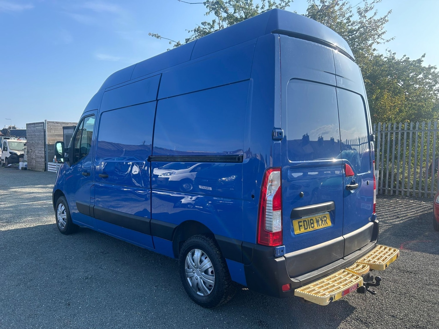 Used Vauxhall Movano 2018 for sale - 77706497: Photo 2