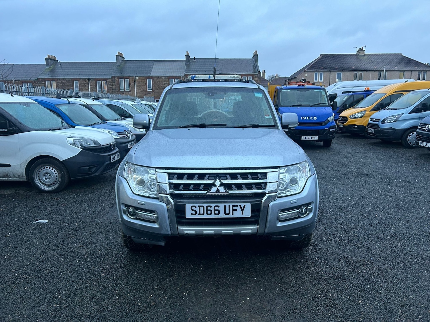 Used Mitsubishi Shogun 2016 for sale - 76941730: Photo 1