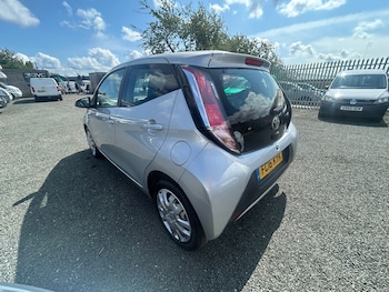 Used Toyota AYGO 2016 for sale - 75611513: Photo