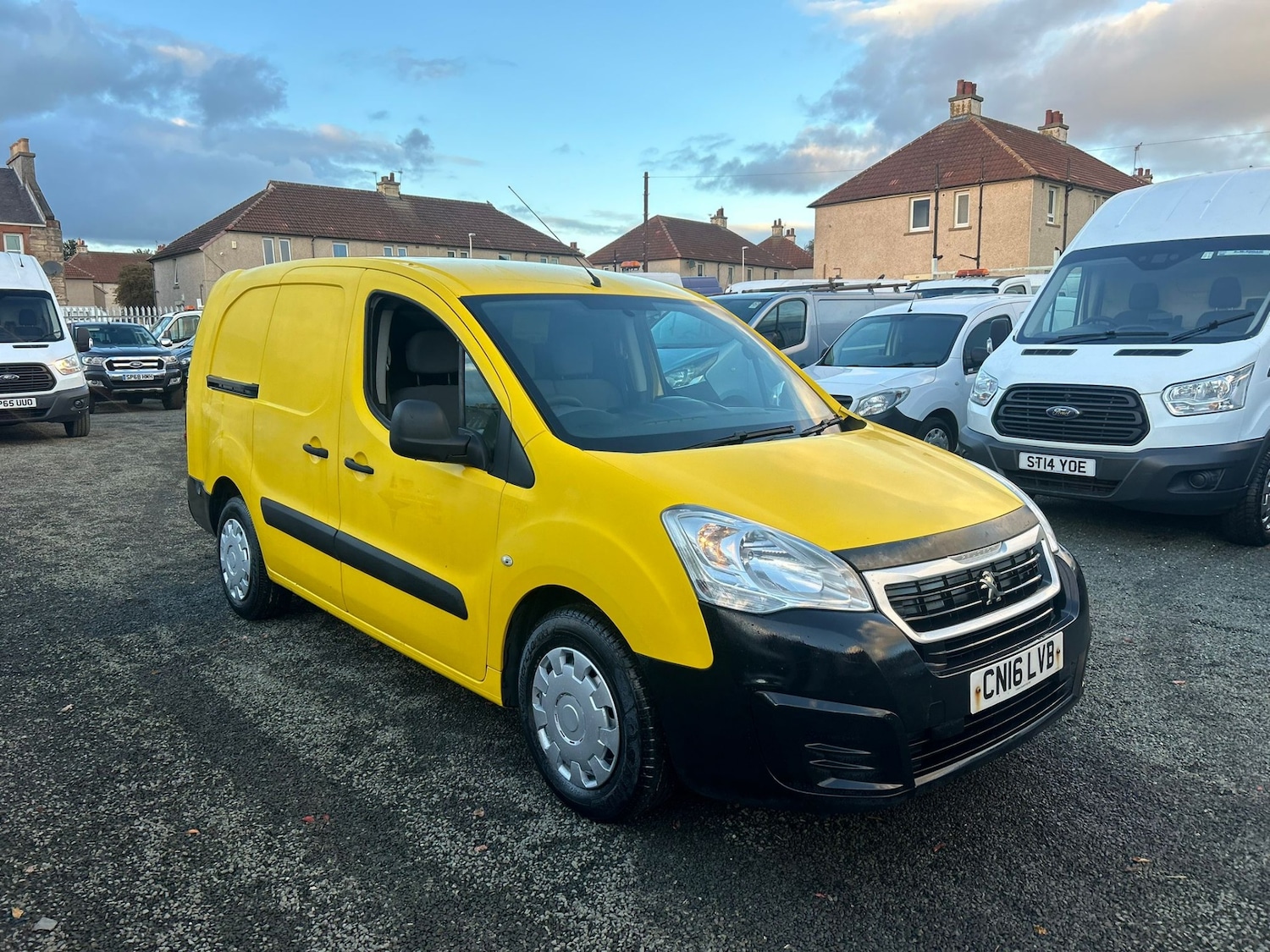 Used Peugeot Partner 2016 for sale - 76851539: Photo 12