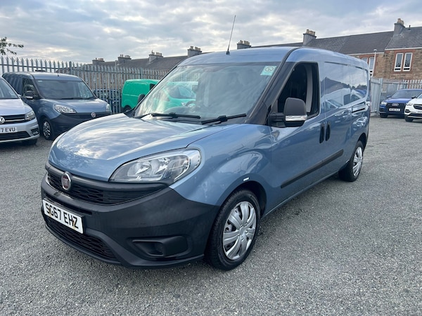 Used Fiat Doblo 2017 for sale - 76204914: Photo 6