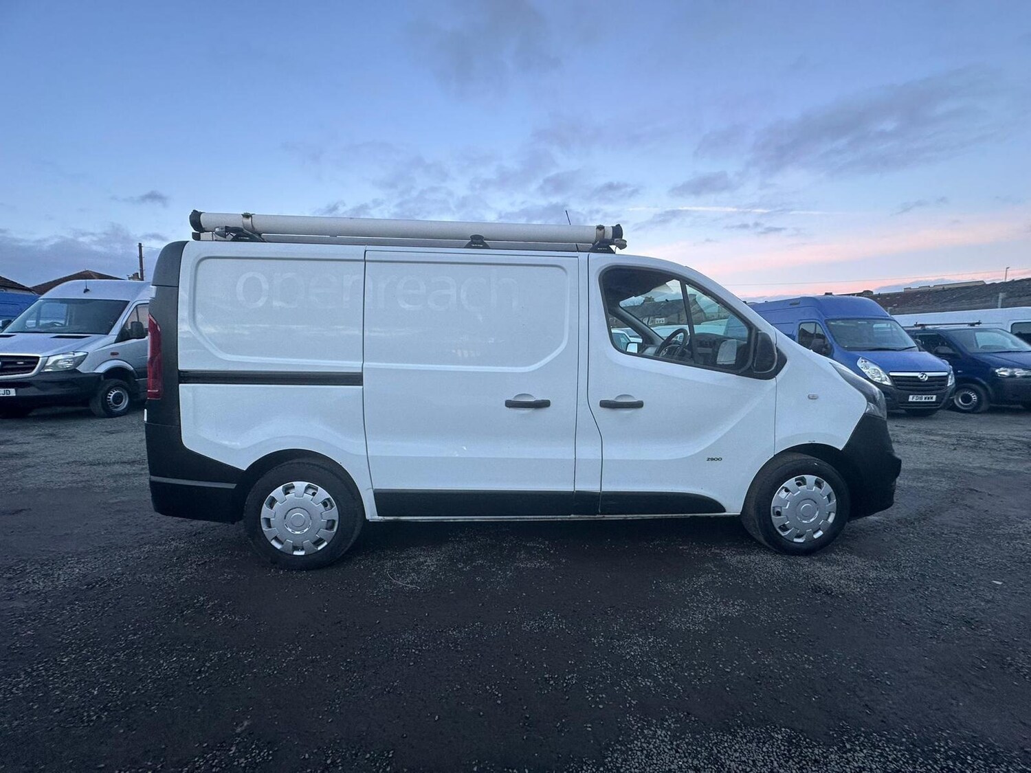 Used Vauxhall Vivaro 2015 for sale - 77981982: Photo 7