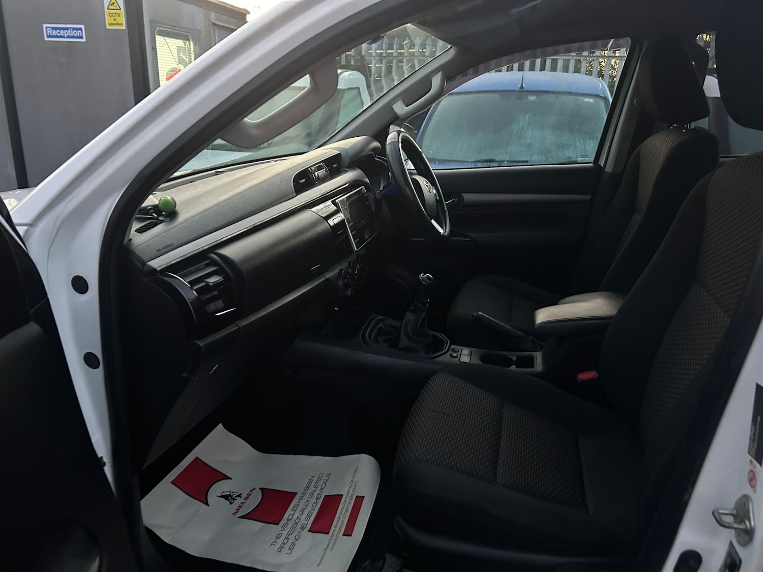 Used Toyota Hilux 2018 for sale - 77257126: Photo 6