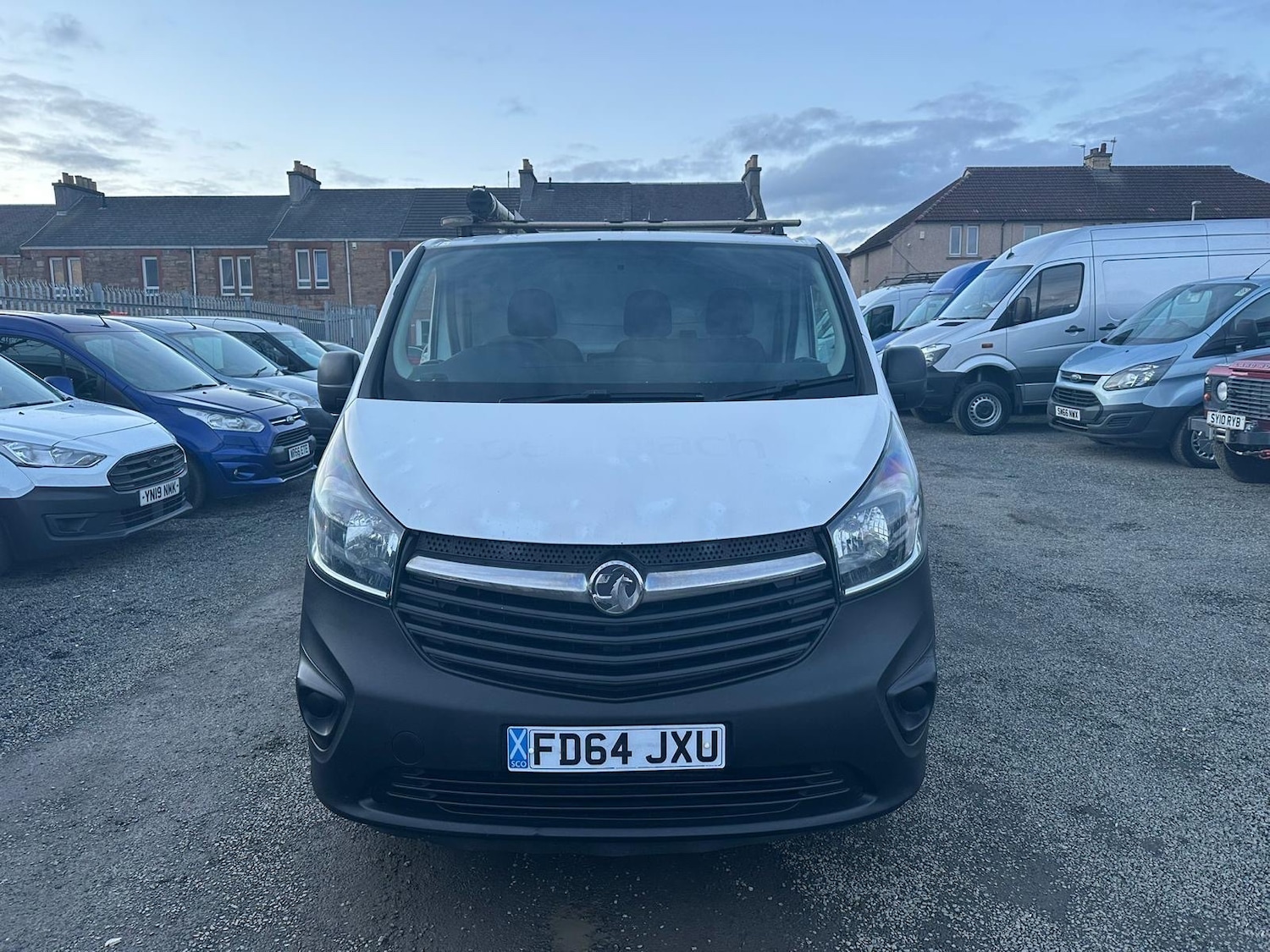 Used Vauxhall Vivaro 2015 for sale - 77729748: Photo 2