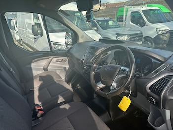 Used Ford Transit Custom 2017 for sale - 79406007: Photo