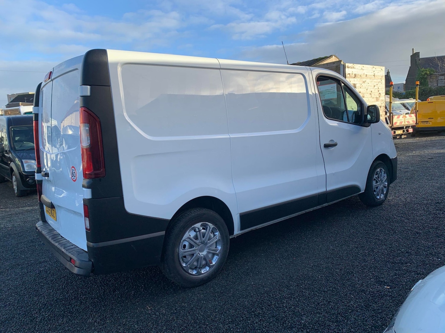 Used Renault Trafic 2015 for sale - 76390324: Photo 2