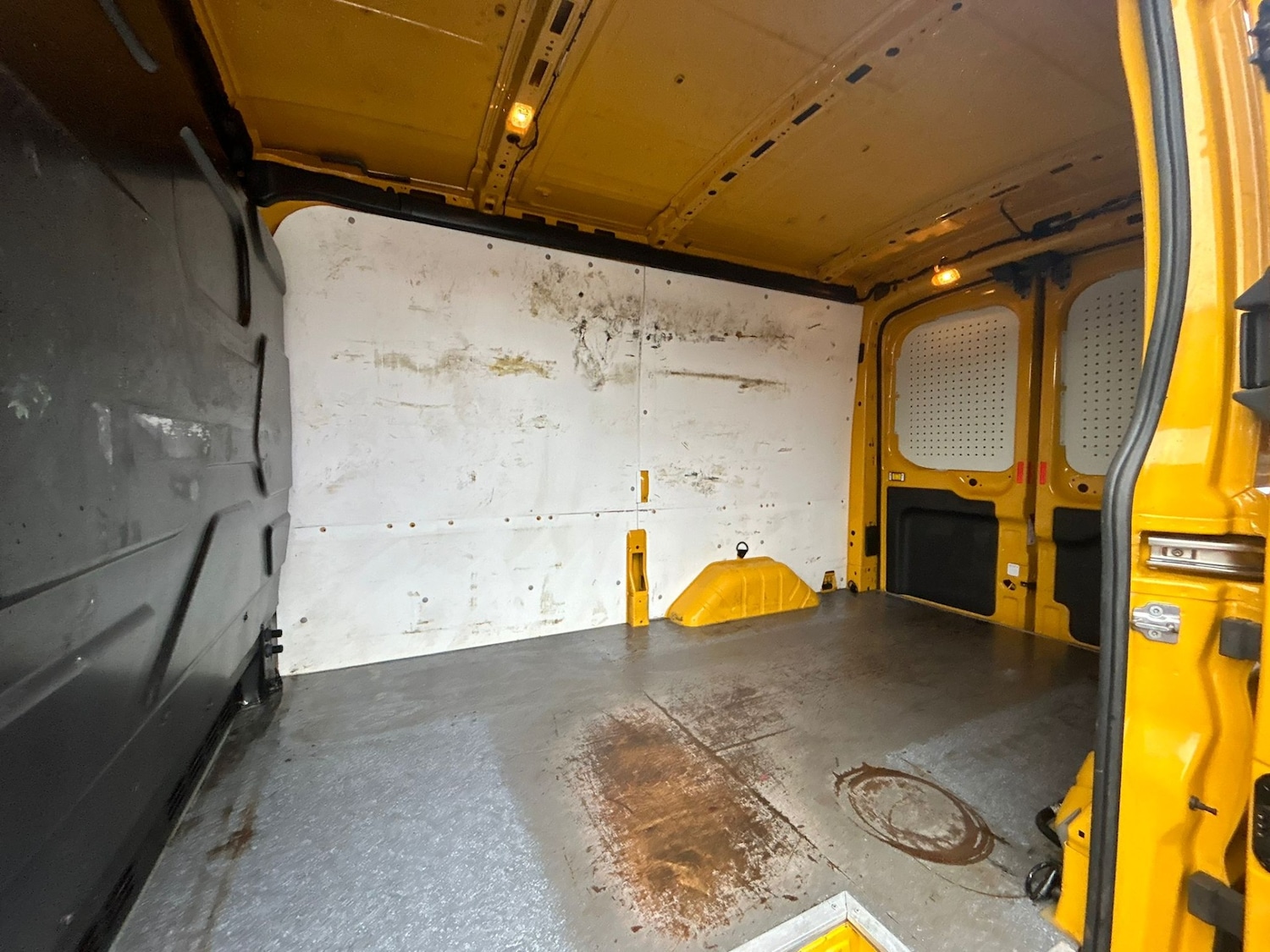 Used Ford Transit 2019 for sale - 77333432: Photo 3