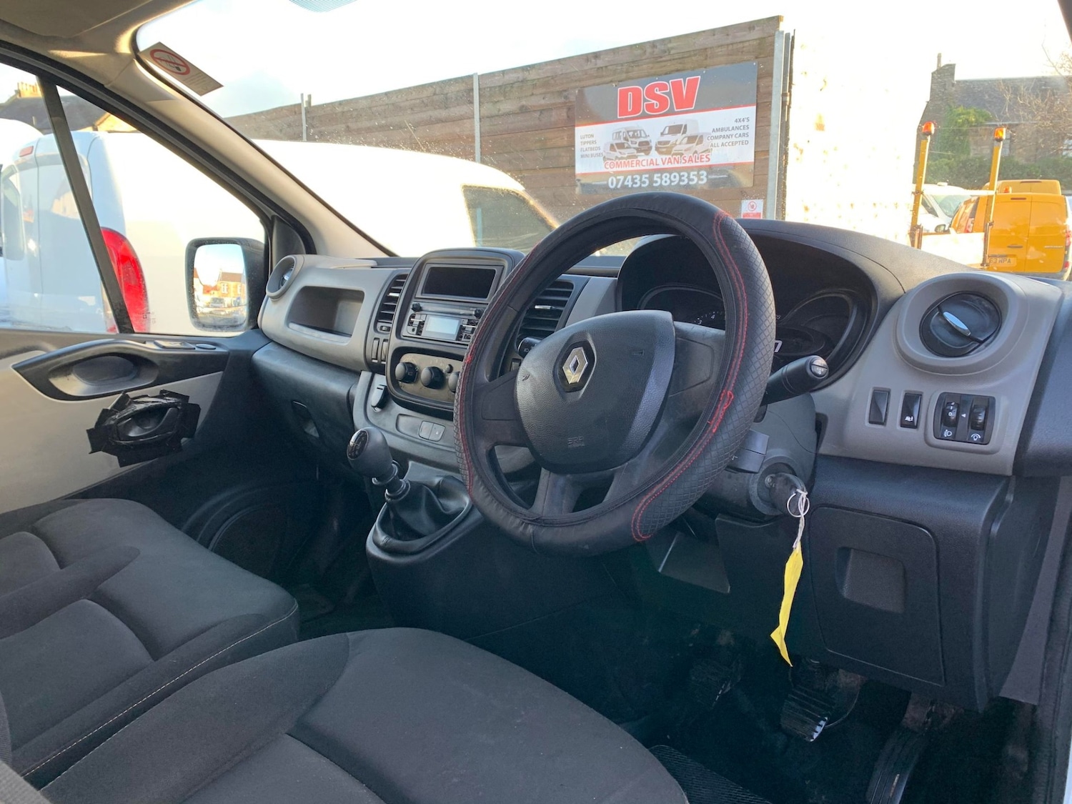 Used Renault Trafic 2015 for sale - 77296325: Photo 3