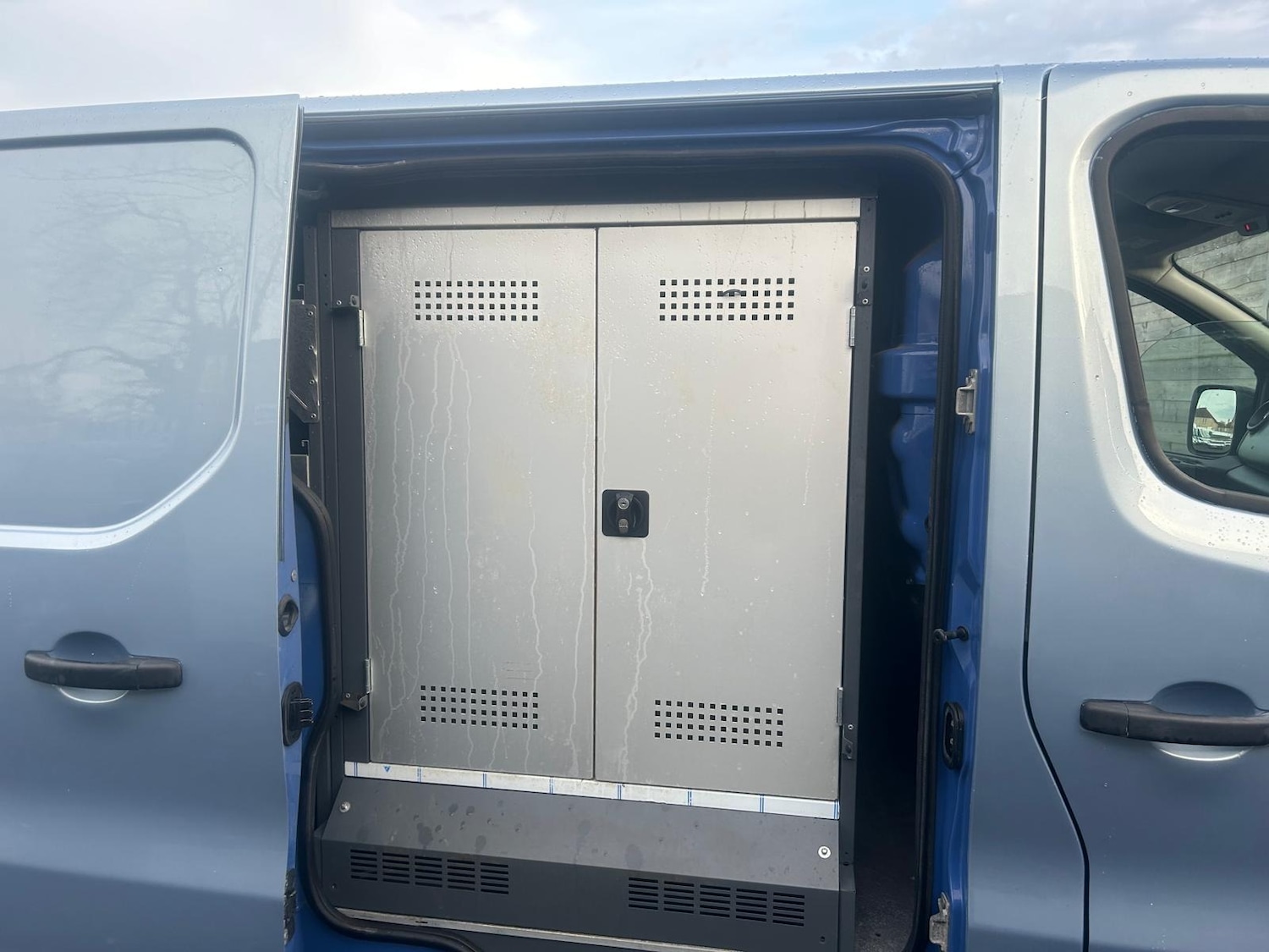 Used Vauxhall Vivaro 2016 for sale - 77135477: Photo 7