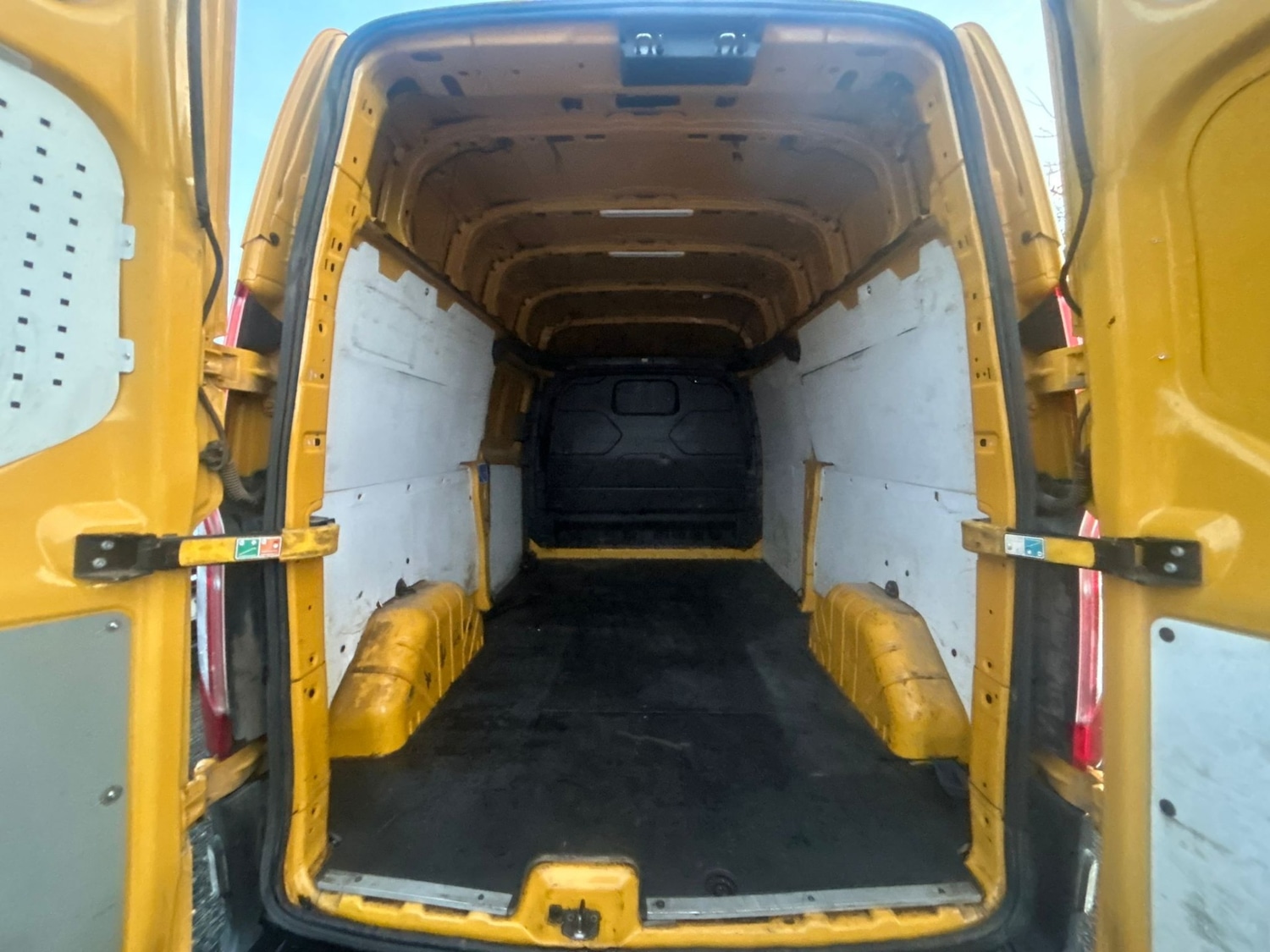 Used Ford Transit Custom 2020 for sale - 76843061: Photo 10