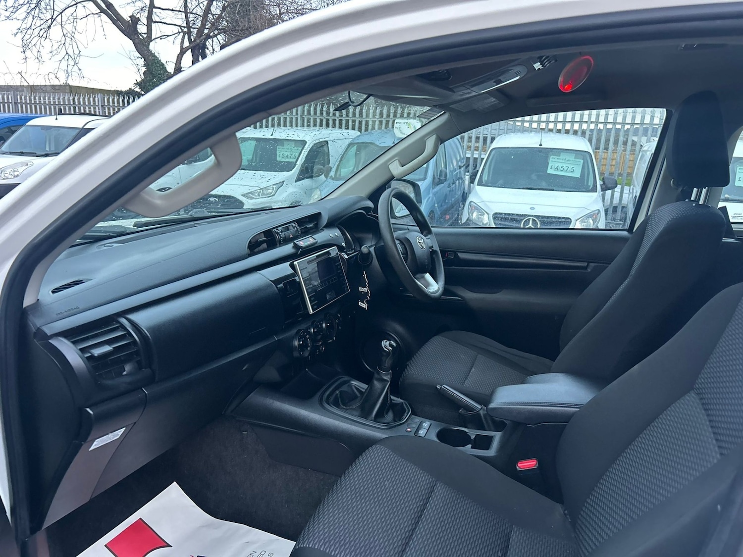 Used Toyota Hilux 2017 for sale - 78129410: Photo 6