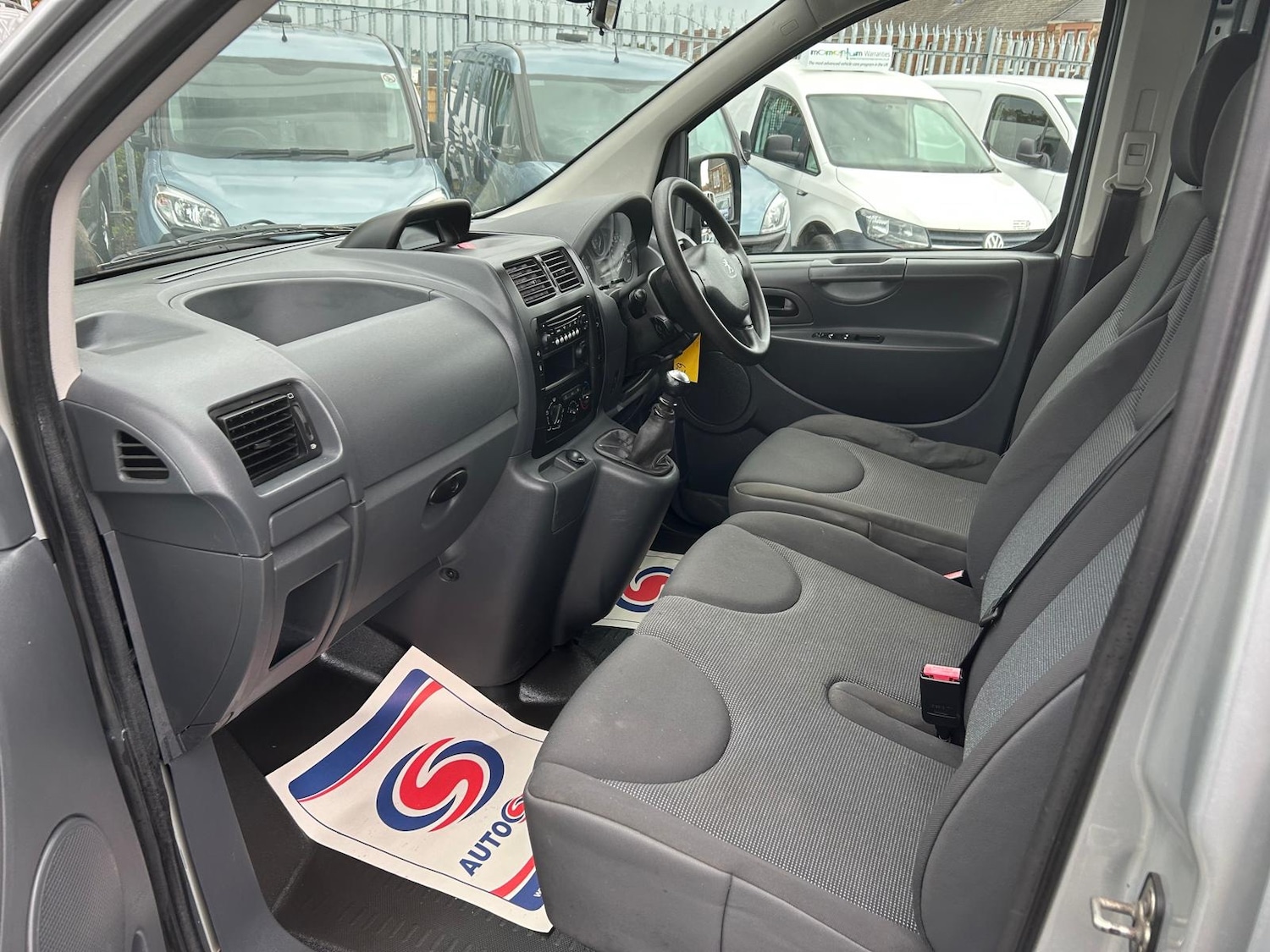 Used Peugeot Expert Tepee 2015 for sale - 78024600: Photo 5