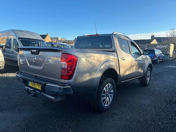 Used Nissan Navara 2016 for sale - 77058373: Photo