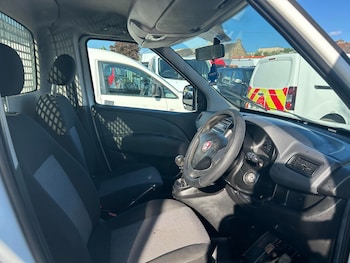 Used Fiat Doblo 2018 for sale - 76298905: Photo 3
