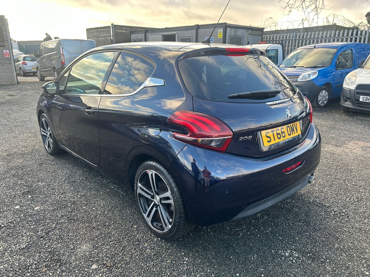 Used Peugeot 208 2016 for sale - 77193780: Photo 10